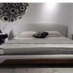 سرير أتر مستورد اللون الرمادي والجلد الاوف وايت