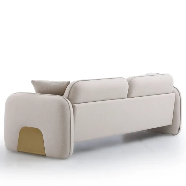 كنبة ثلاثي بونو – بيج وذهبي، تصميم عملي، يوفر أقصى درجات الراحة.