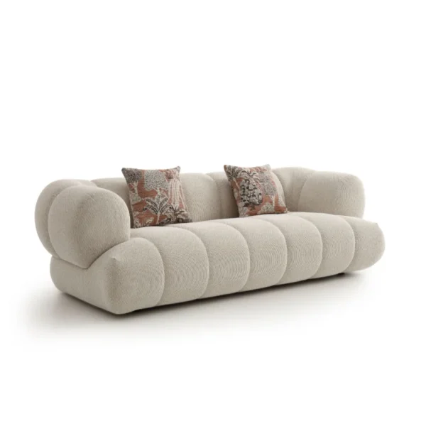 كنبة ثلاثية نوڤولا – بيج، خيار أنيق، يجمع بين الجمال والراحة.