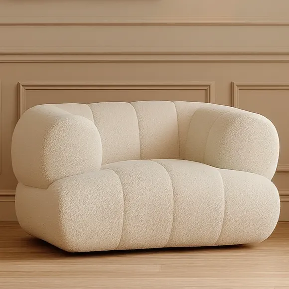 كرسي مفرد نوڤولا – بيج، لون ناعم، ينسجم مع مختلف الديكورات.