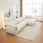 كنب زاوية مخمل مسيمو – بيج، خامة فخمة، وتجربة جلوس مريحة.