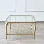 طاولة مستطيلة